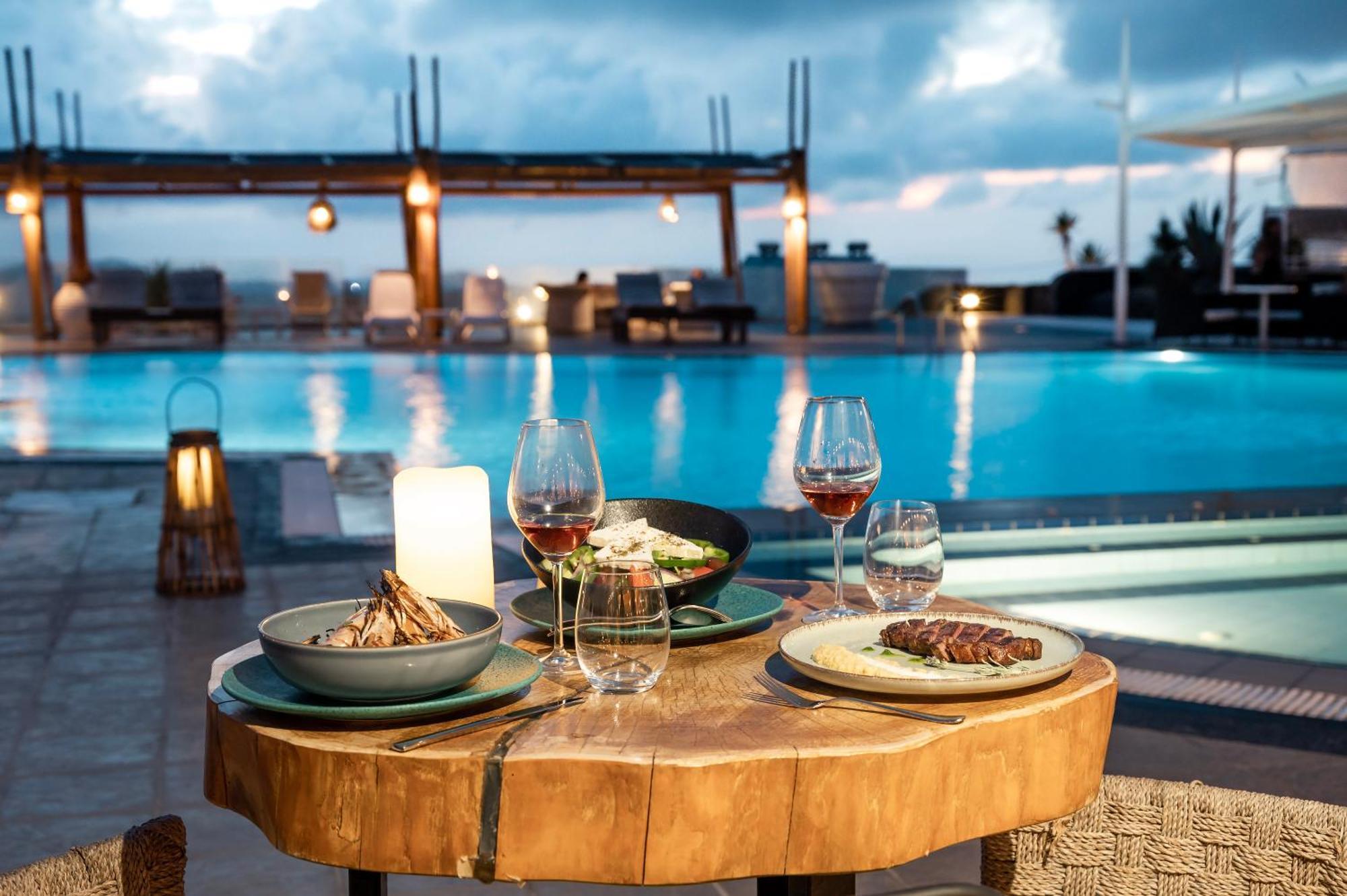 Orizontes Hotel Santorini Pýrgos エクステリア 写真
